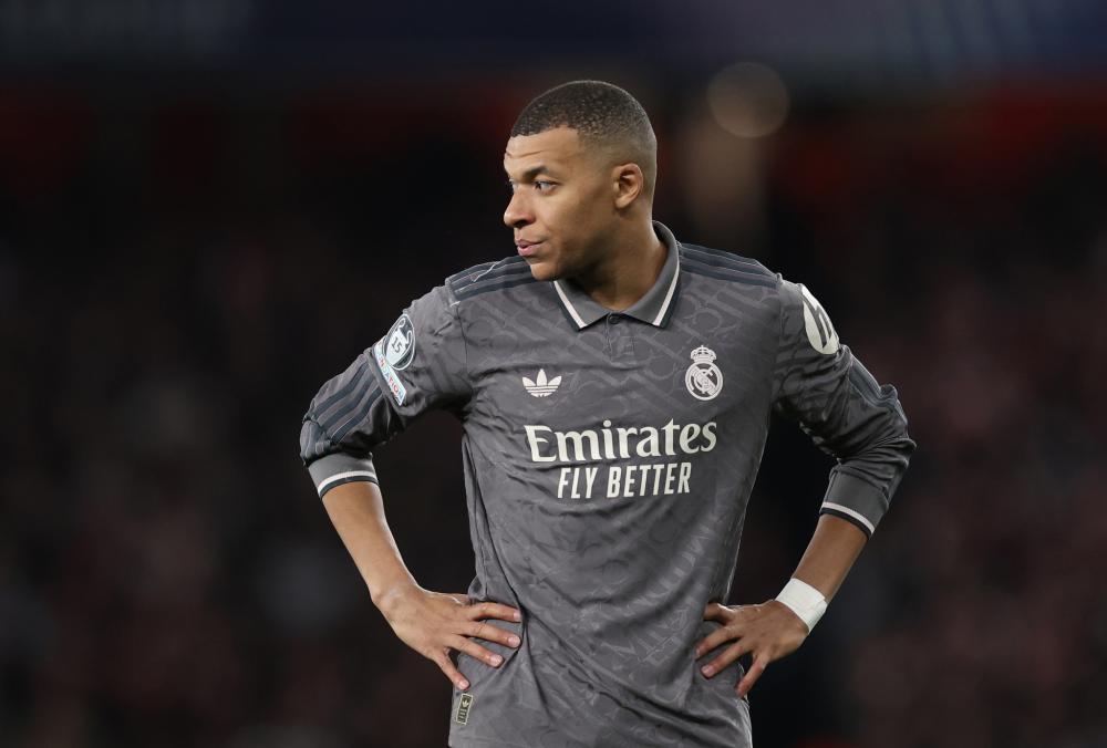 比赛中作出 比赛中作出